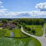 Konukevi De Gouden Leeuw 4*