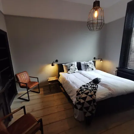 Herberg De Gouden Leeuw Guest house